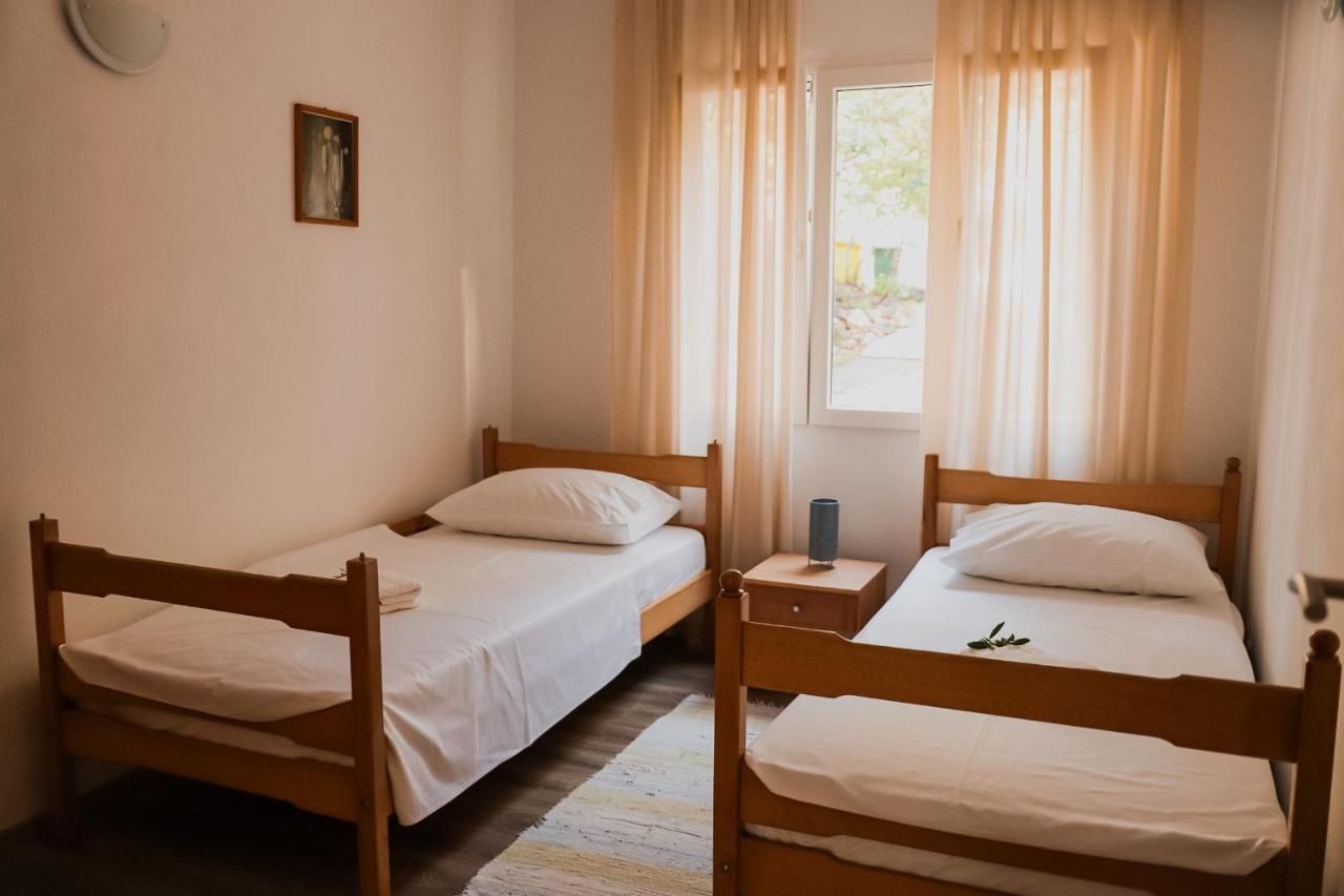 Apartments Prce Orebic Ngoại thất bức ảnh