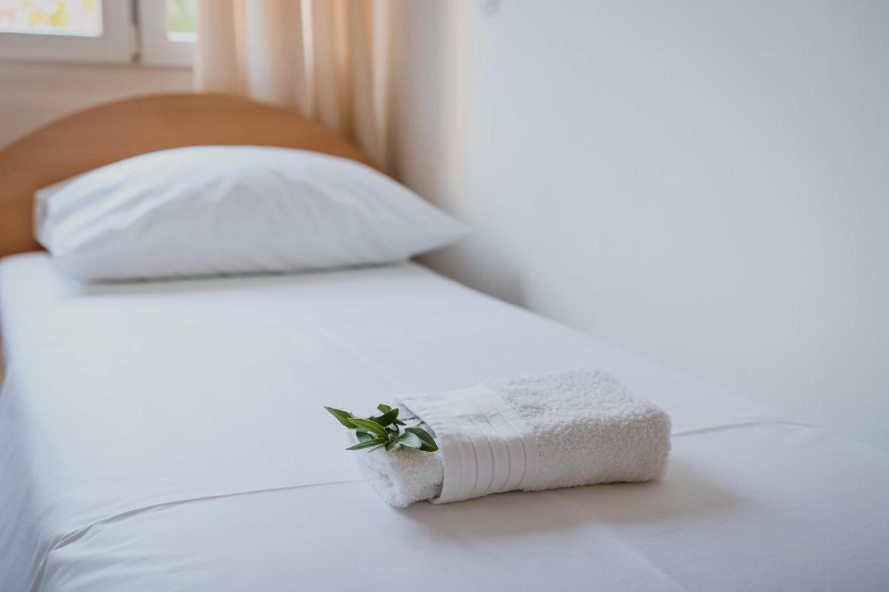 Apartments Prce Orebic Ngoại thất bức ảnh