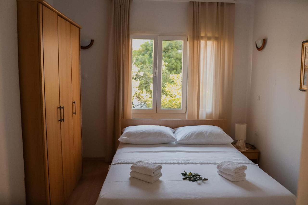 Apartments Prce Orebic Ngoại thất bức ảnh
